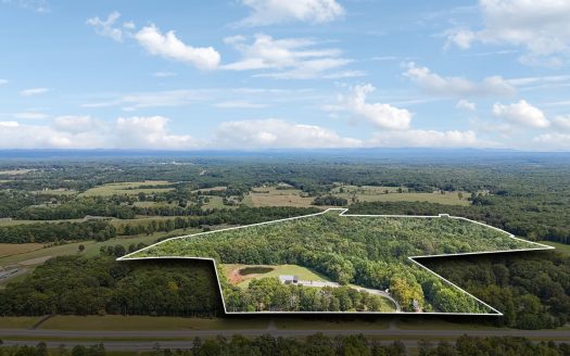 Highland Manor Winery & Sawbriar Brewing for Sale in Jamestown TN