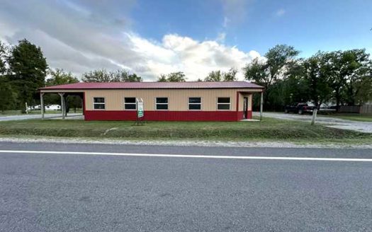 Prime Commercial Opportunity on Busy Hwy 62 in Yellville!
